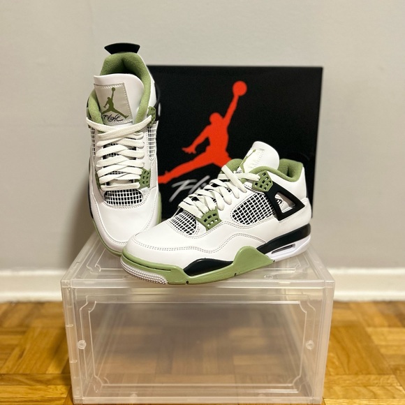 Brand - Jordan 4 Retro Colorway - Seafoam Size -9.5W (8M) - Picture 4 of 4